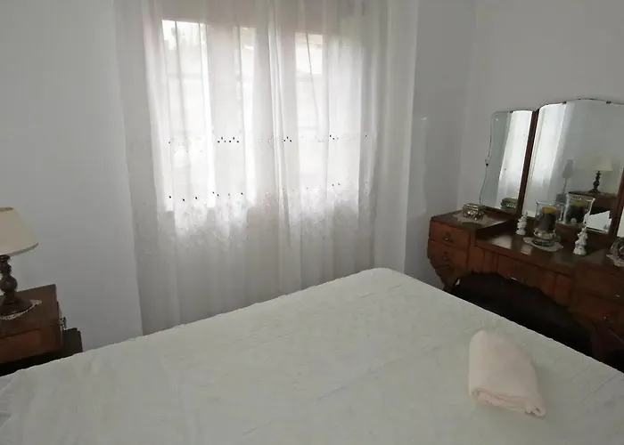 Charming House In Miranda Do Corvo + Spacious Terrace