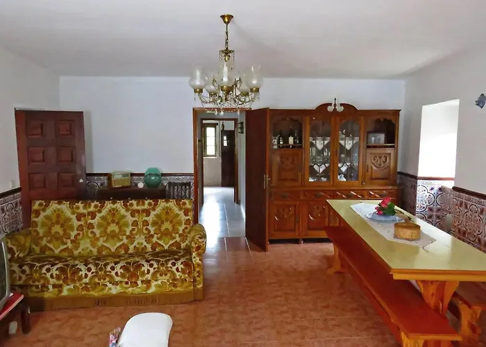 Charming House In Miranda Do Corvo + Spacious Terrace *